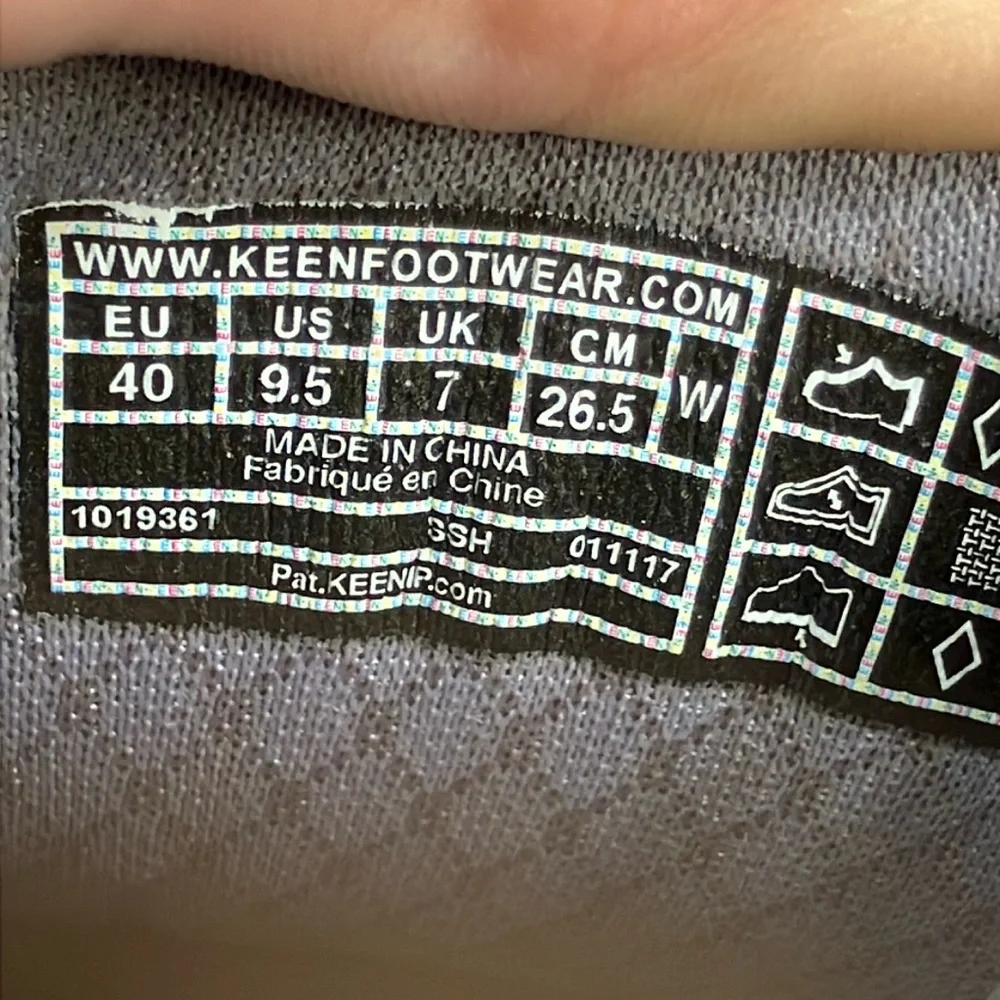 Keen Terradora Waterproof‎ Athletic Hiking Trail Sneaker Shoes Women’s size 9.5